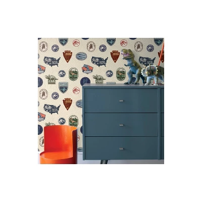 Jurassic World Badges Peel & Stick Wallpaper Beige - RoomMates 4 Jurassic World Badges Peel & Stick Wallpaper Beige - RoomMates - Image 2