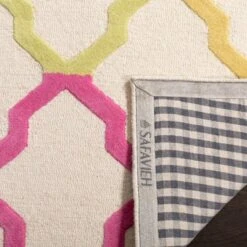Safavieh Kids SFK102 Hand Tufted Area Rug - Safavieh -Roommates Store GUEST 1c4c6c51 4668 4674 82cf f526b304dfb1