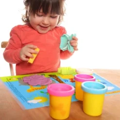 Neat Solutions Table Topper - 60ct -Roommates Store GUEST 2b7da412 0002 4385 a39b 12fde03b154b