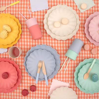 Meri-Meri Meri Meri Small Multicolor Reusable Bamboo Plates (Pack Of 6) 3 Meri-Meri Meri Meri Small Multicolor Reusable Bamboo Plates (Pack Of 6)